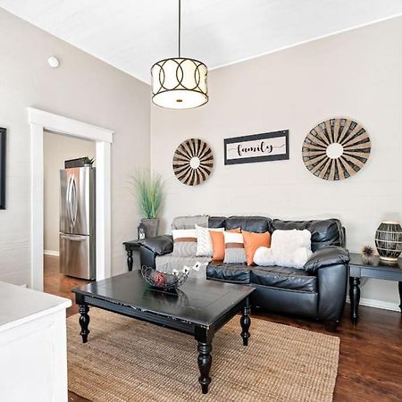 Charming And Historic Bungalow Near All Tampa Extérieur photo