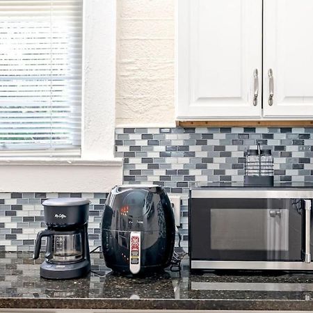 Charming And Historic Bungalow Near All Tampa Extérieur photo
