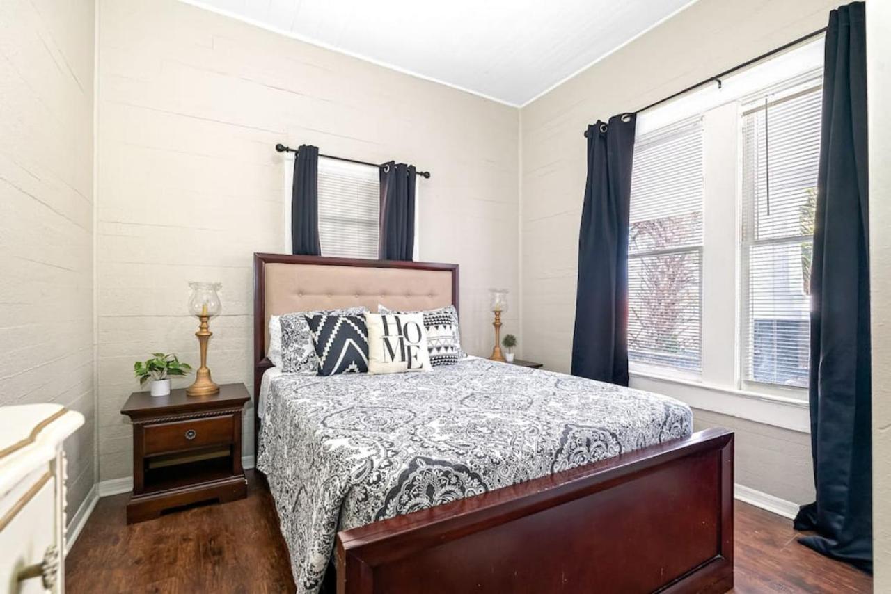 Charming And Historic Bungalow Near All Tampa Extérieur photo