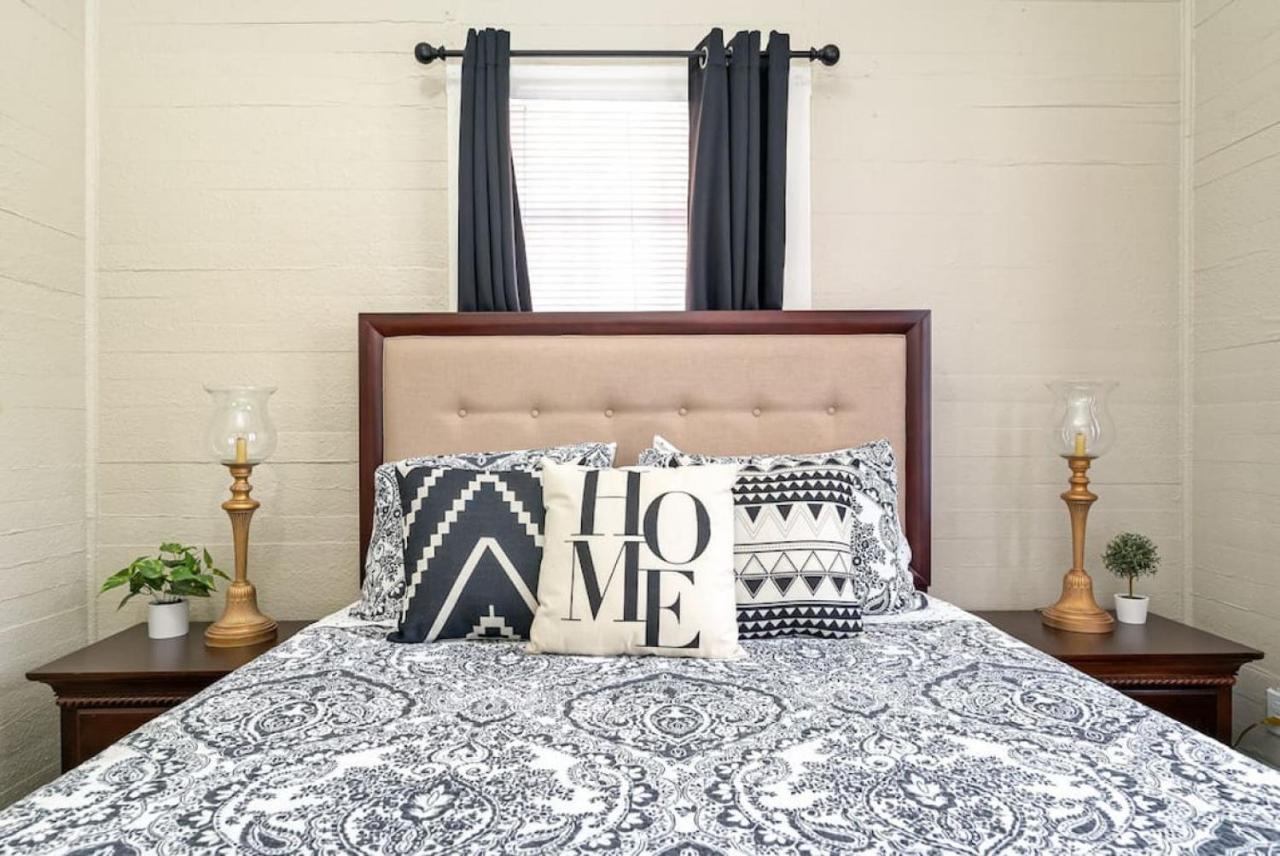 Charming And Historic Bungalow Near All Tampa Extérieur photo