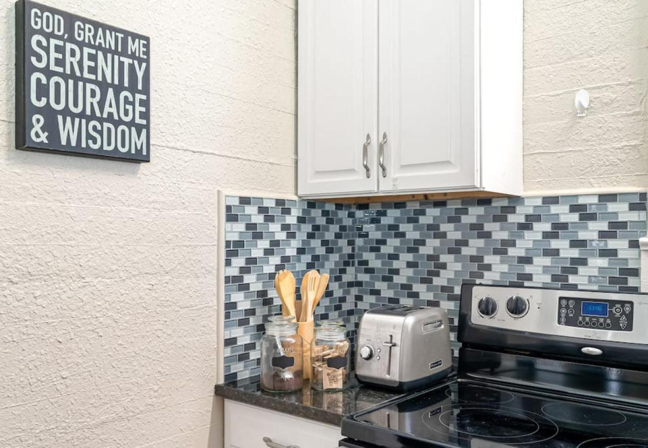 Charming And Historic Bungalow Near All Tampa Extérieur photo