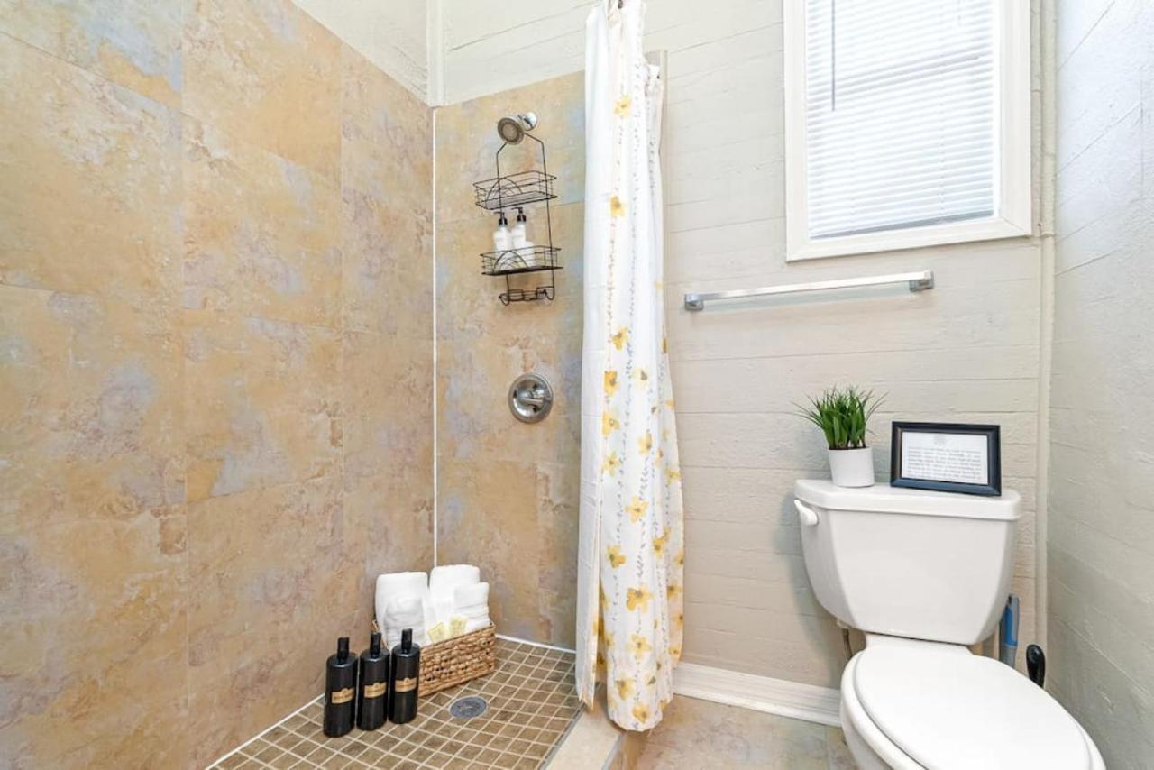 Charming And Historic Bungalow Near All Tampa Extérieur photo