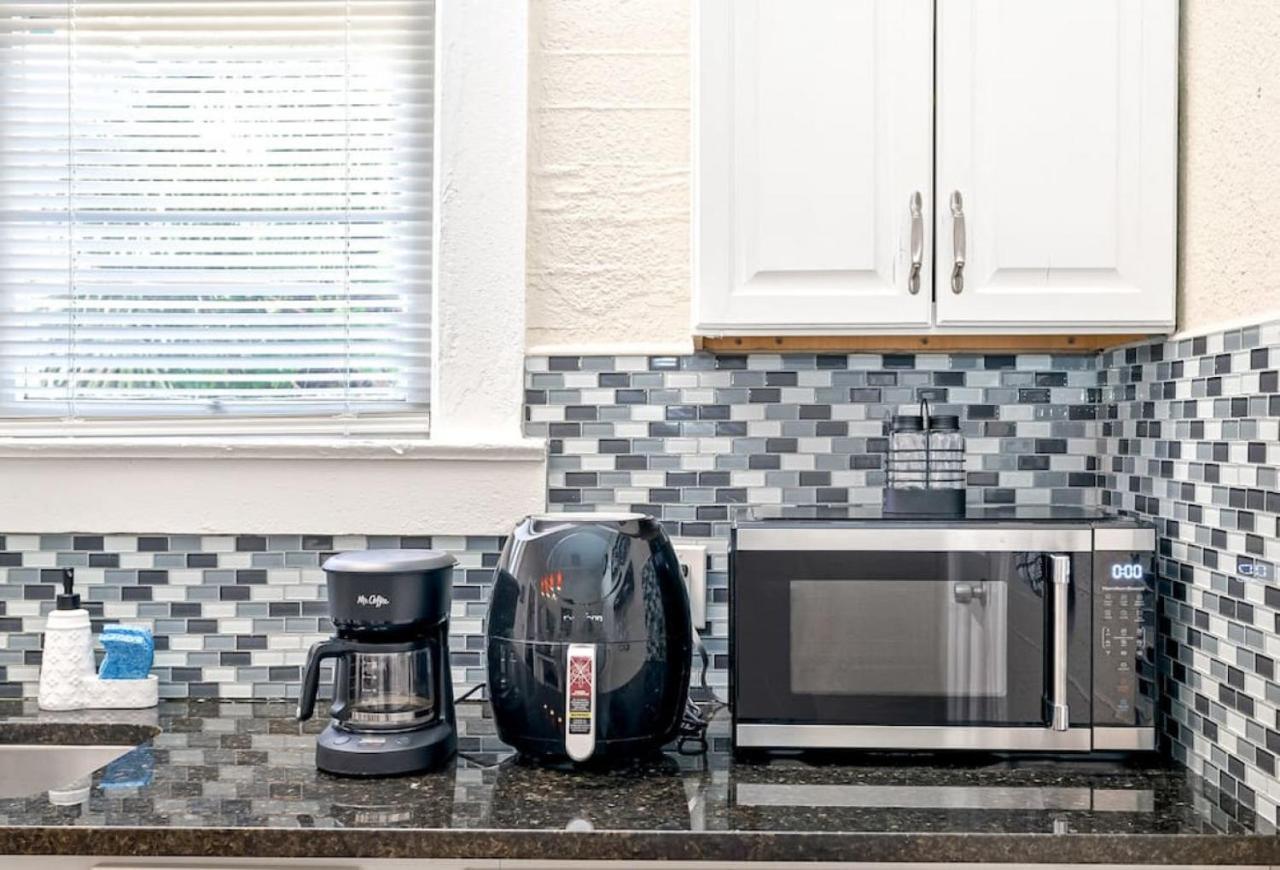 Charming And Historic Bungalow Near All Tampa Extérieur photo